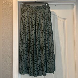 easel los angeles pleated skirt sz s